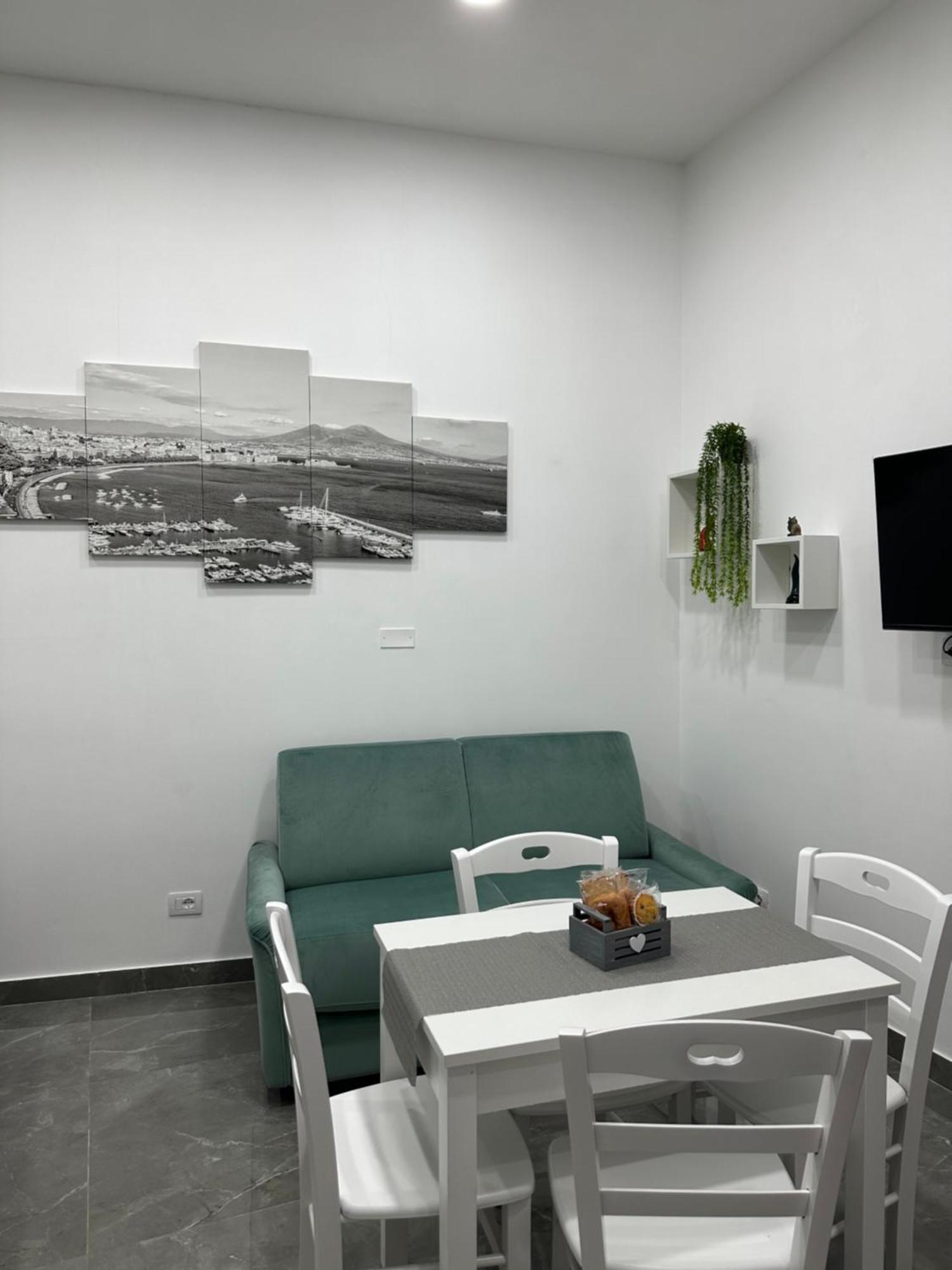 Victor's House Naples